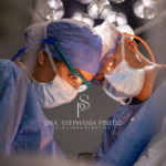 Dra Stephania Pinedo performing En Bloc breast explant surgery Bogota